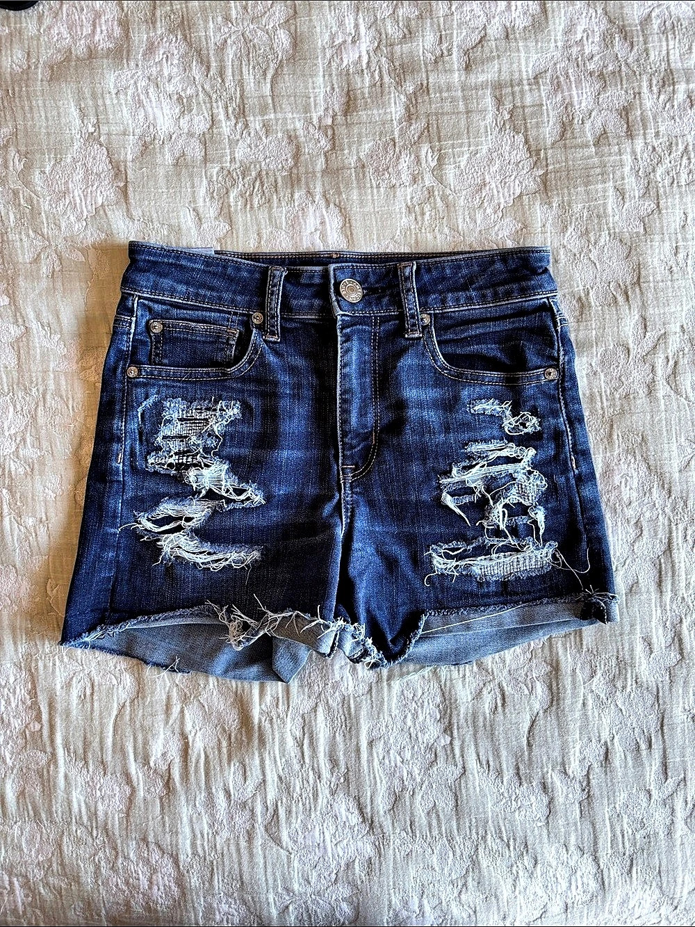 American Eagle Next Levl Stretch High-Waisted Destructed Denim Shorts Size 2